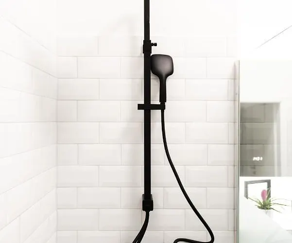 4-zi Urban Design 120m² Brandnew 200mbit Berlim