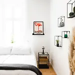 Apartamento 4-zi Urban Design 120m² Brandnew 200mbit Berlim